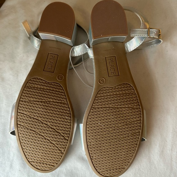 Silver sparkly girls heeled sandals - Picture 4 of 4